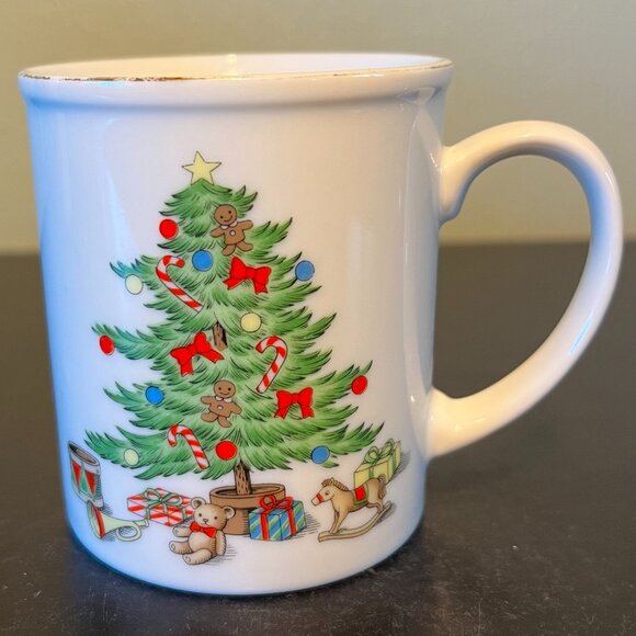 Vintage HOLIDAY HOSTESS Christmas Tree and Mistletoe Ceramic Mug ~ Made in Japan - Picture 1 of 9
